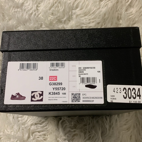 CHANEL shoe box - Picture 2 of 3